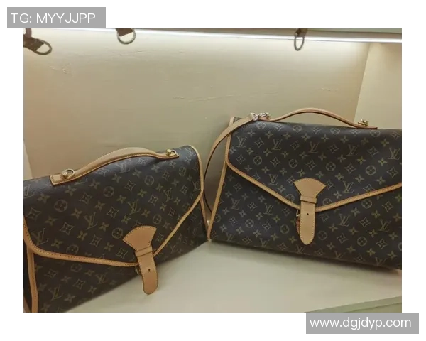 足球明星们的奢华生活LV包包背后的故事与时尚魅力